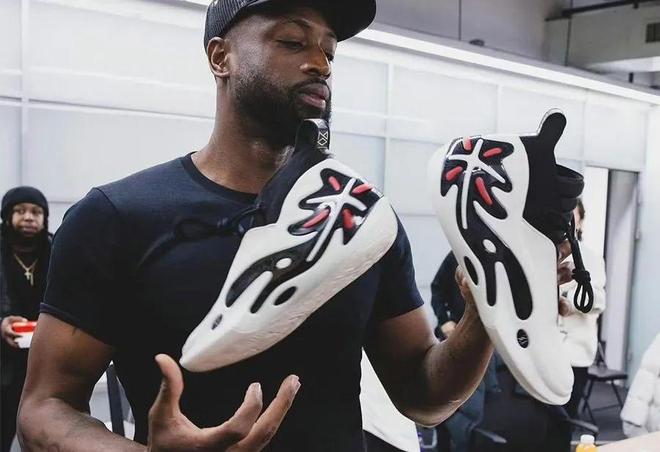 那不勒斯进攻端失误较多（那不勒斯前场失误频频）