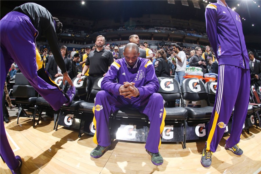 国王主帅：交易截止日即将到来，我们必须应对各种事情的发生（国王主帅：交易截止日临近，我们必须应对各种变化）