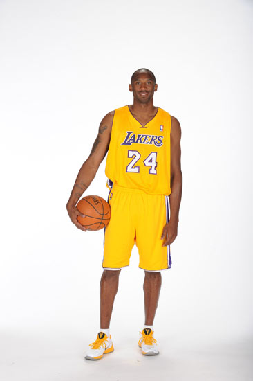 记者：苏亚雷斯决定与迈阿密国际续约一年（记者称苏亚雷斯将与迈阿密国际再续一年）