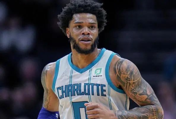 B席：瓜帅每年都会改变，谢尔基能传99%的球员传不出的球（B席：瓜迪奥拉每年都在进化，谢尔基能送出99%球员做不到的传球）