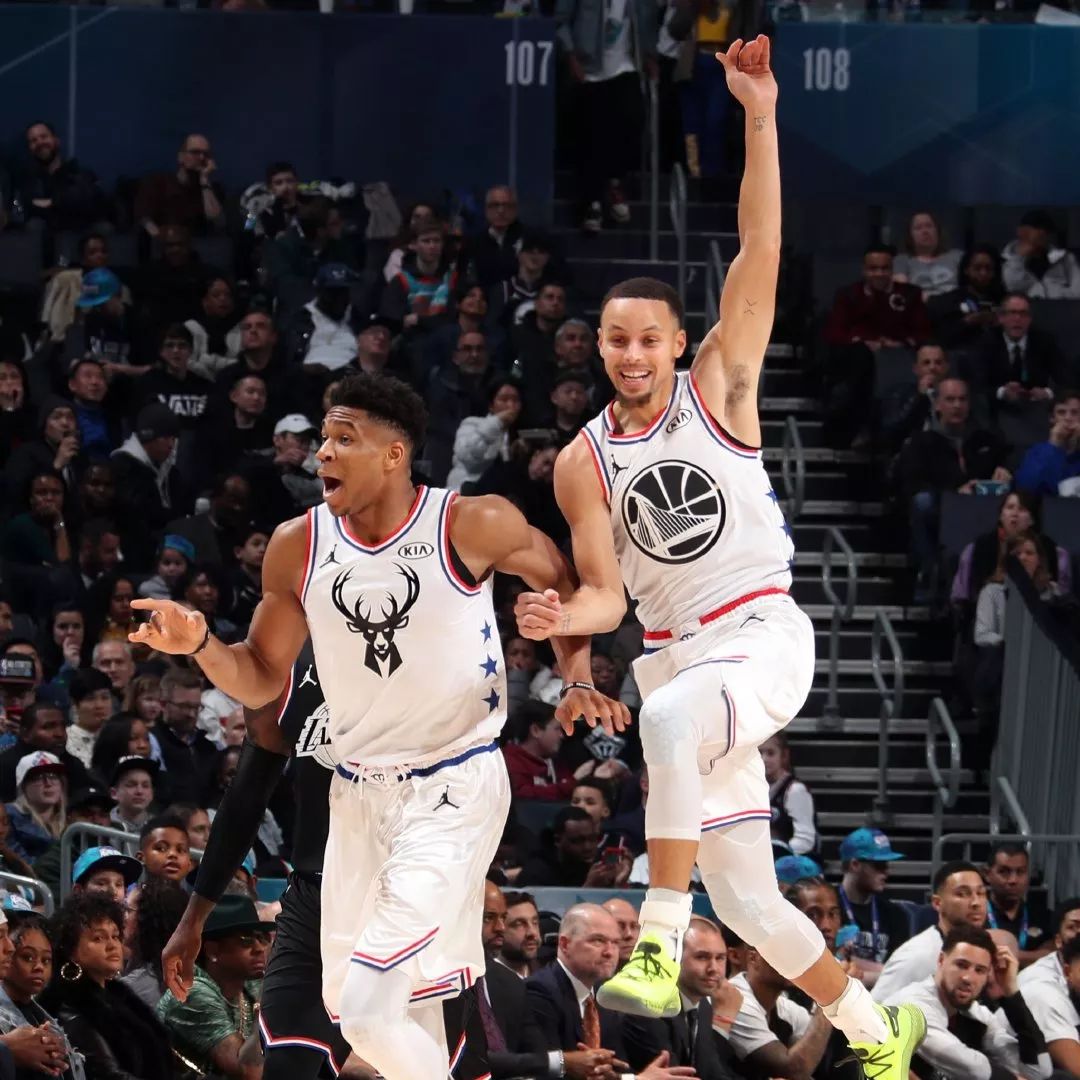 全市场：拉齐奥的边后卫马鲁西奇被推荐给米兰和尤文（意媒：拉齐奥边卫马鲁西奇被推介至AC米兰与尤文图斯）