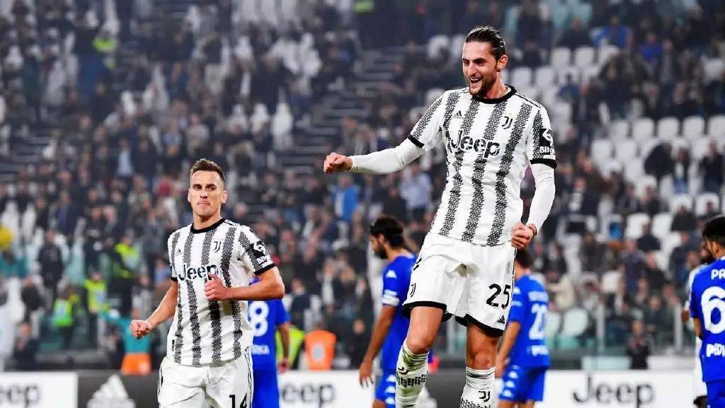 加盟云南玉昆？记者：巴西中场卡约即将前往中国踢球（记者：巴西中场卡约即将来华，或加盟云南玉昆）