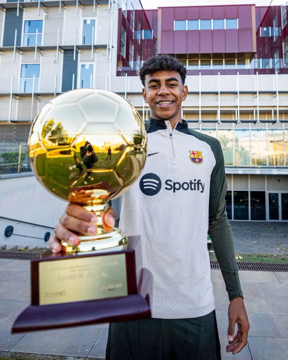 国足主帅李铁称无法选中报复球队（李铁：不可能用选人来报复国足）