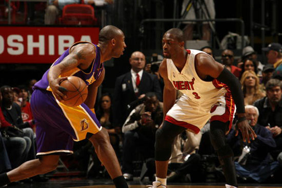 山西大胜广东！诺威尔+3本土齐爆，徐杰奎因空砍52分，张皓嘉毒瘤（山西痛击广东！诺威尔携三本土集体发威，徐杰与奎因空砍52分，张皓嘉状态低迷）