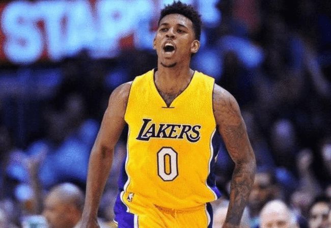 湖人詹姆斯关键封盖锁定胜局（詹姆斯制胜封盖助湖人拿下胜利）